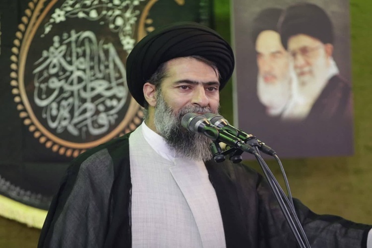 حجت الاسلام سید رضا حسینی خطیب موقت نماز جمعه چهارباغ