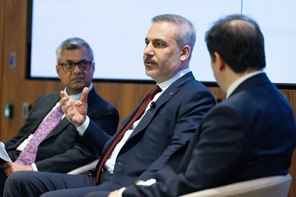 فیدان: یک یا ۲ مسئله کلیدی در مذاکرات تهران ـ واشنگتن احتمالاً به‌زودی رفع شود