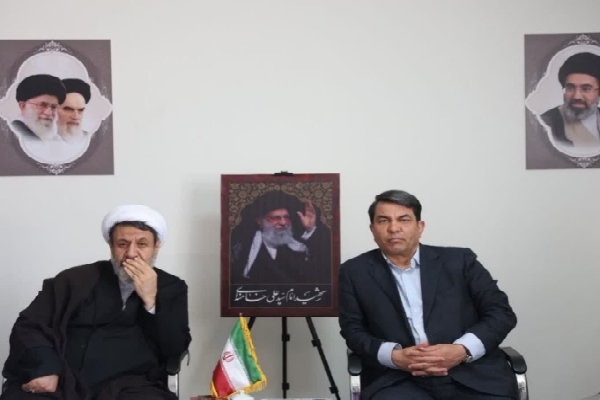 دیدار استاندار با نماینده ولی‌فقیه در استان کرمان