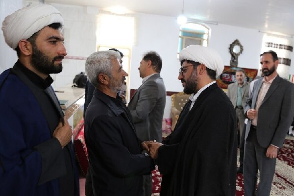 دیدار جامعه دانشگاهی لرستان با خانواده شهید سرافراز وطن، «مهدی بازگیر» + عکس