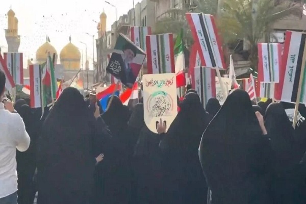 تظاهرات بانوان در خیابان‌های کاظمین در حمایت از ایران + فیلم