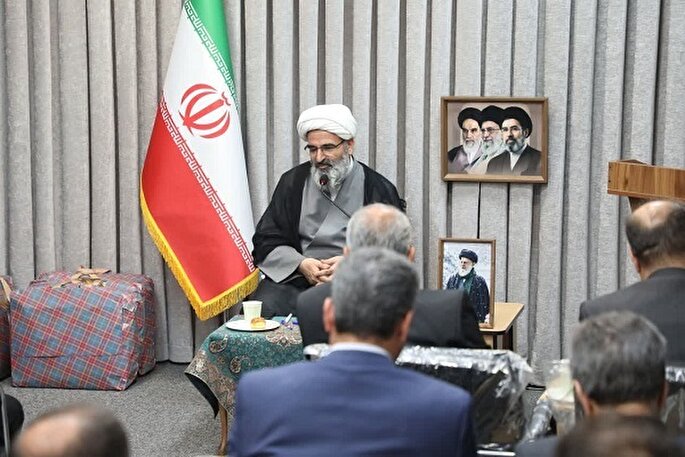 دشمن با فشار اقتصادی به‌دنبال نارضایتی عمومی است