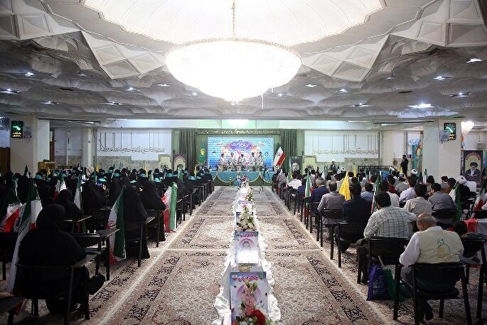 تجلیل از ۷۷ حافظ کل قرآن در سیزدهمین همایش طوبای کرامت + عکس