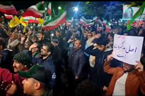 فیلم | ۵۷ اُمین شب حضور مردم در خیابان‌های خرم‌آباد