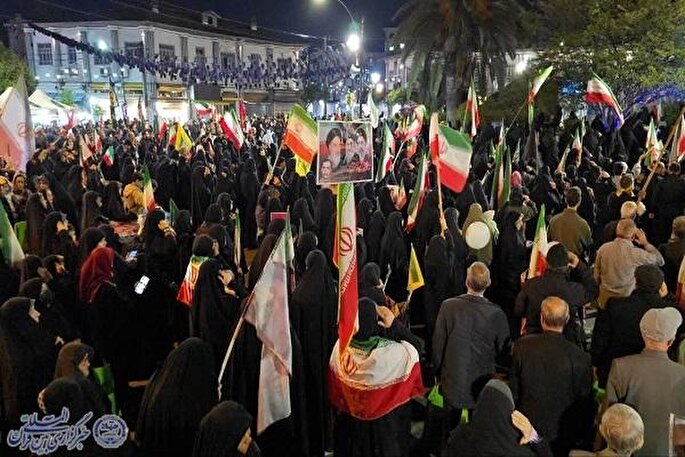 ملت ایران در برابر زورگویی‌های آمریکا و اسرائیل سرافراز ایستاده‌اند + عکس