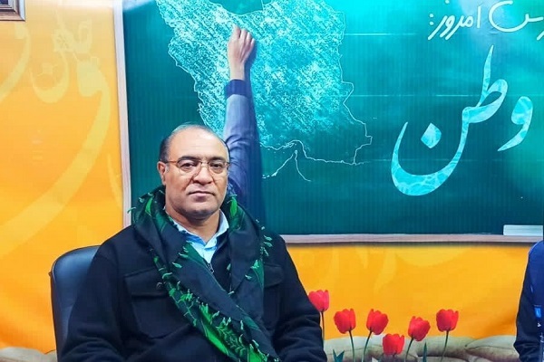 حجت مؤمنی، معاون پرورشی و فرهنگی آموزش و پرورش لرستان