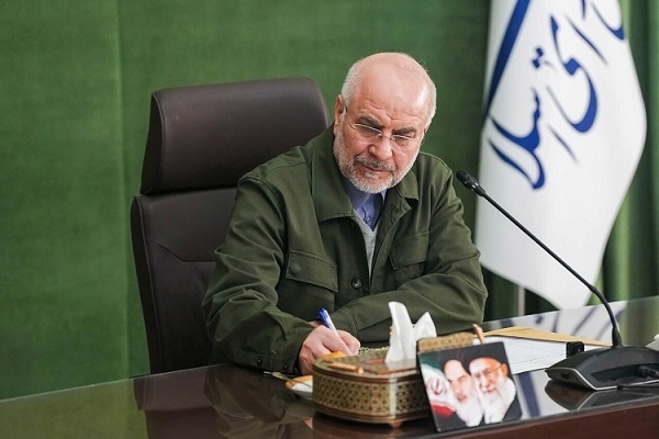 افتخار می‌کنم یکی از این 30 میلیون جانفدا هستم