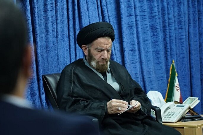 مردم همیشه پای کار دفاع از کشور هستند