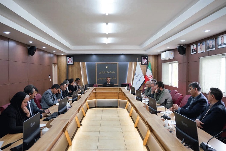 جلسه شورای هماهنگی راه و شهرسازی استان فارس