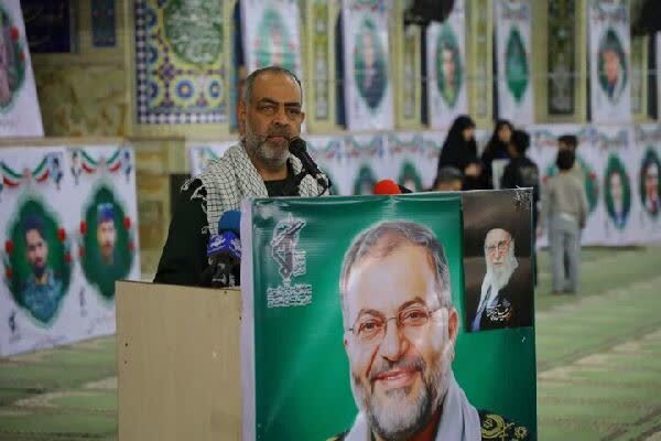 سردار افضلی فرمانده سپاه چهارمحال و بختیاری در مراسم چهلمین روز شهادت شهید سلیمانی در شهرکرد