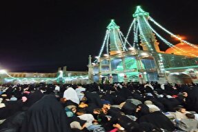 فیلم | حال‌وهوای حرم مطهر بانوی کرامت در شب میلاد امام رضا(ع)