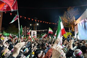 بازدید استاندار لرستان از موکب‌های خیابان انقلاب خرم‌آباد + عکس