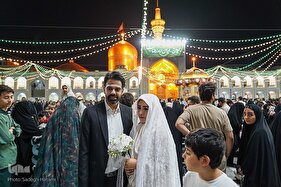 حرم مطهر رضوی در شب میلاد حضرت رضا(ع)