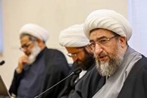 ائمه جمعه در کنار مردم حضور فعال و میدانی داشته باشند