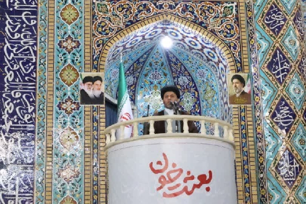 حجت الاسلام سید مصطفی هاشمی امام جمعه موقت شهرکرد در خطبه های نماز جمعه