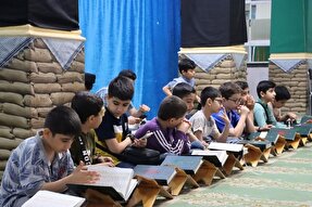 محفل انس با قرآن دهه امامت و ولایت در نیروی دریایی رشت برگزار شد