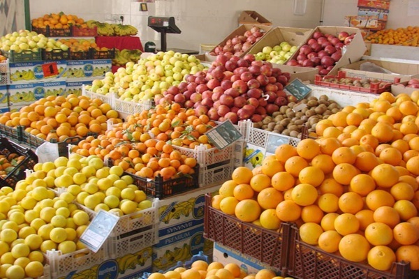 مغازه‌ی میوه‌فروشی