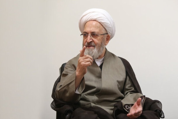 آیت‌الله جعفر سبحانی، مرجع تقلید شیعیان