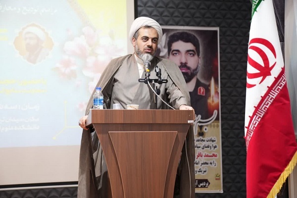 حجت‌الاسلام والمسلمین مرتضی خوشنویس‌زاده، معاون منابع انسانی نهاد نمایندگی مقام معظم رهبری در دانشگاه‌های کشور