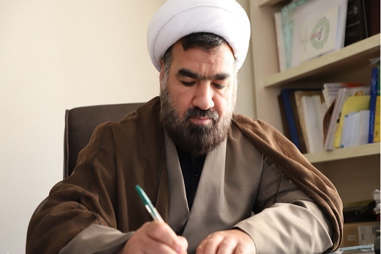حجت الاسلام یغمایی، مدرس حوزه و دانشگاه