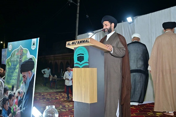 برگزاری مراسم جشن تکلیف صدها دختر و پسر نوجوان در شهر لکهنو + عکس