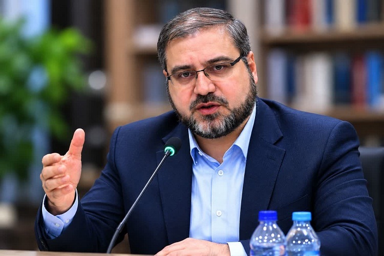 مجتبی نوروزی، استادیار دانشگاه علوم و معارف قرآن کریم مشهد