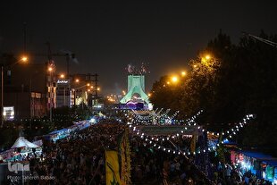 عهدی با ولایت به بلندای ۱۰ کیلومتر