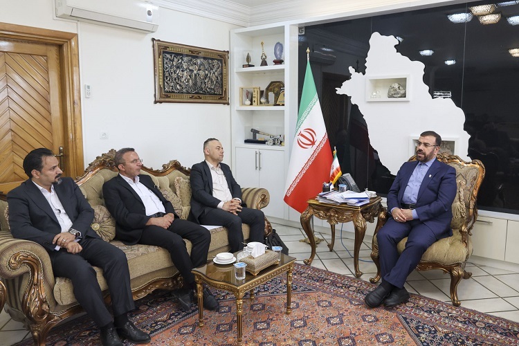 دیدار استاندار فارس با معاون قانون اساسی معاونت حقوقی ریاست جمهوری، شیراز