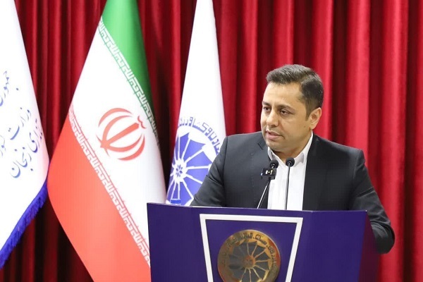 روابط عمومی نقش موثری در پر کردن شخاتمی، معاون روابط عمومی اداره‌کل حوزه استاندار زنجانکاف بین مردم و مسئولان دارد