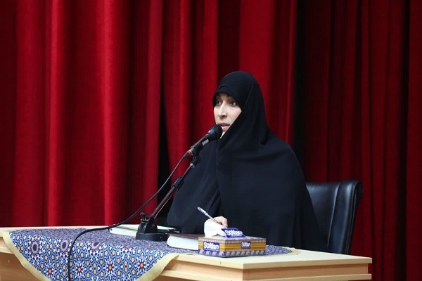 فاطمه حیدری، رئیس کارگروه زنان و خانواده ستاد انتخابات استانداری قم