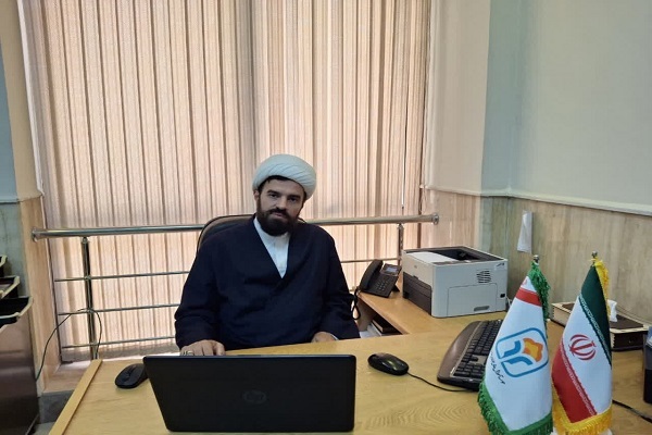 حجت‌الاسلام والمسلمین اصغر میرزاپور، معاون آموزش و تهذیب مؤسسه آموزش عالی حوزوی امام رضا(ع)