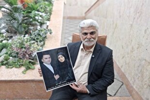 می‌توانست برود اما نرفت
