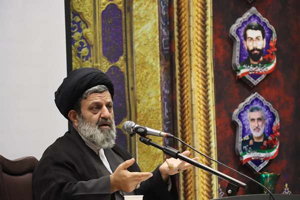 حجت‌الاسلام سیدمحسن حسینی دیباجی مسئول نمایندگی ولی فقیه در سپاه روح‌الله استان مرکزی