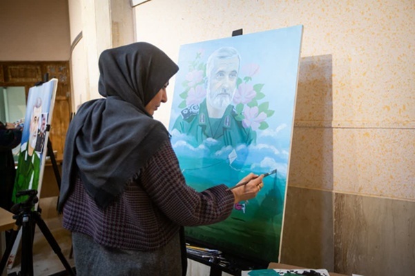 رونمایی از نقاشی شهید «حاجی‌زاده» در حوزه هنری قزوین