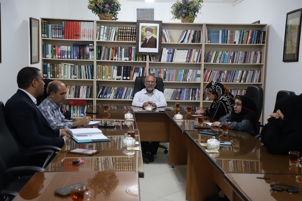 نشست مجید کریمیان، رئیس حوزه هنری خراسان جنوبی با فعالان رسانه‌