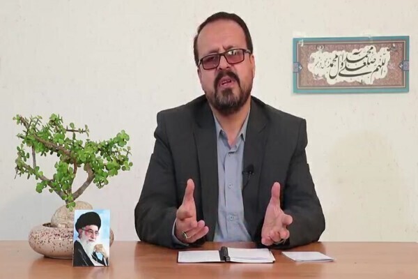 محمود قاسمی، مدرس دانشگاه و پژوهشگر سیاسی در همدان