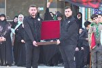 پرچم‌های عزاداری حسینی در «بعلبک» لبنان برافراشته شد + فیلم