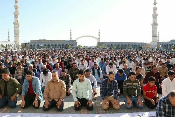 نماز عید قربان در مسجد جمکران