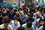 دعای عرفه در سراسر اهواز طنین‌انداز می‌شود