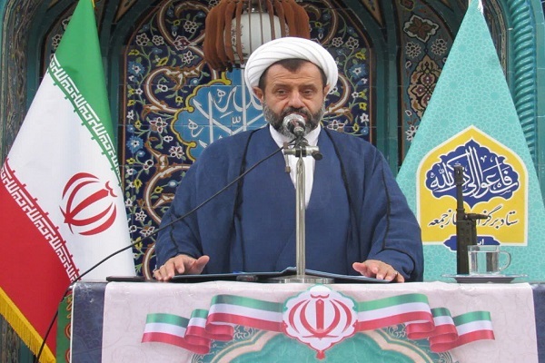 حجت‌الاسلام والمسلمین مصطفی محمدزاده، امام جمعه ایزدشهر
