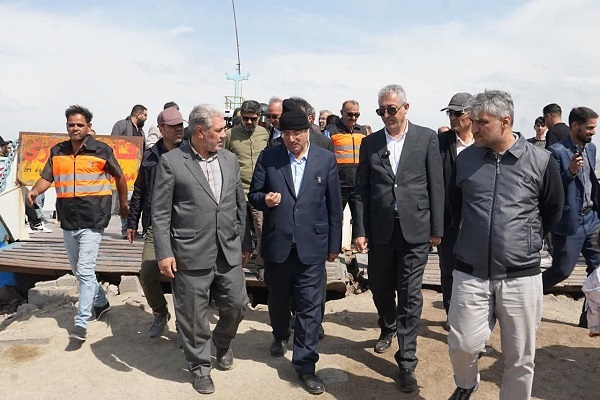 استاندار آذربایجان‌غربی از پل میانگذر شهید کلانتری ارومیه بازدید کرد
