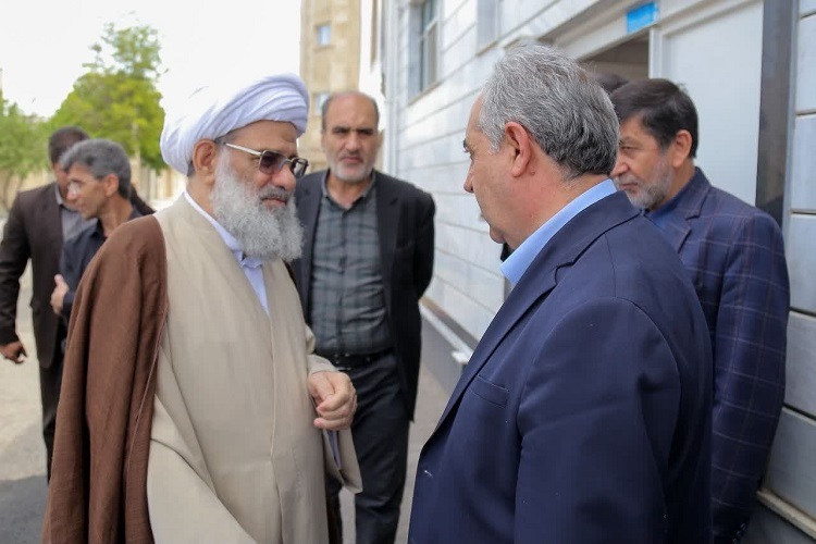 دیدار استاندار آذربایجان شرقی با آیت الله ملکوتی