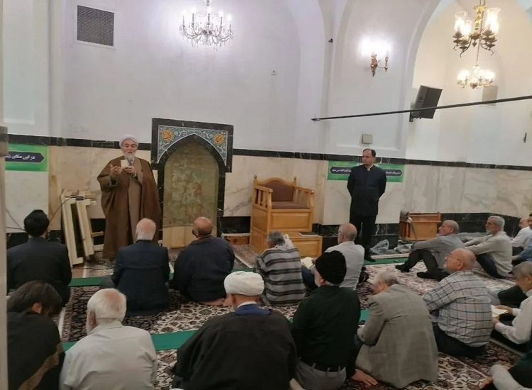حرم رضوی میزبان گفتمان‌های معارفی نماز