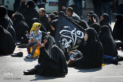 تجمع عزاداران عاشورای فاطمی در میدان هفت تیر