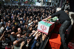 تجمع عزاداران عاشورای فاطمی در میدان هفت تیر