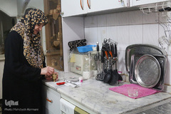 میکس کردن داروها توسط خانم لچیانی 