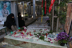 آخرین پنجشنبه سال در گلزار شهدا