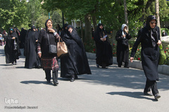 ورود بانوان به محل برگزاری نماز