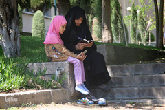 حضور اقشار مختلف بانوان در نمازروز جمعه