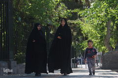 ورود بانوان به محل برگزاری نماز